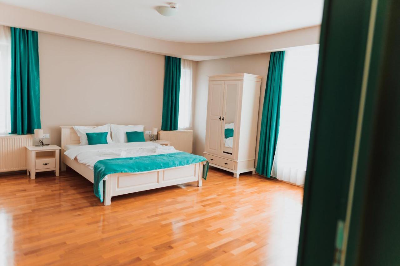 Green Villa Sibiu Bagian luar foto